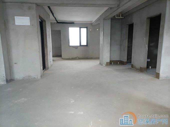 悦翠云庭119平，119万