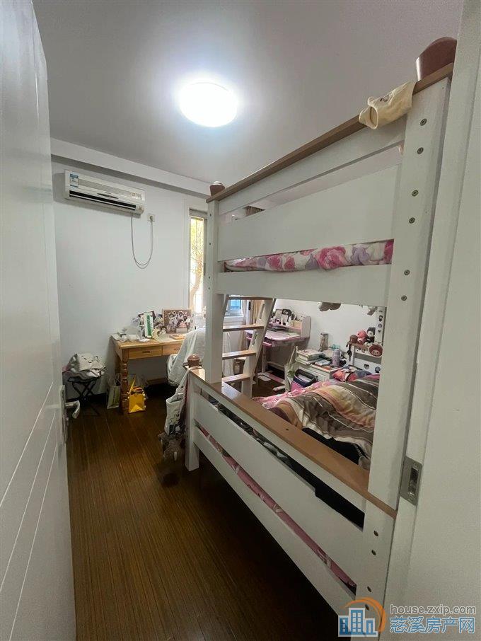 孙塘新村81平 1楼99.8万精装 实验