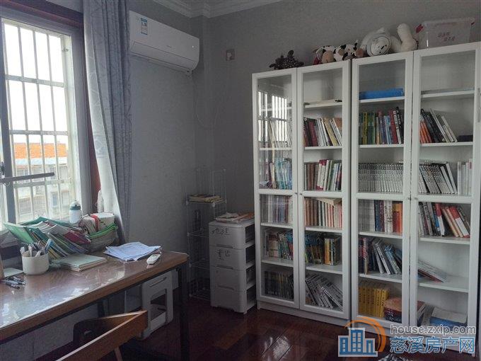 名都公寓   带楼台 送车库