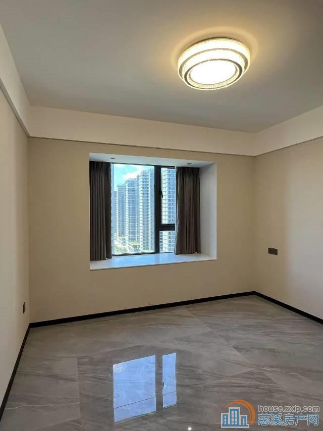 紫阙台119平楼层佳豪装220万