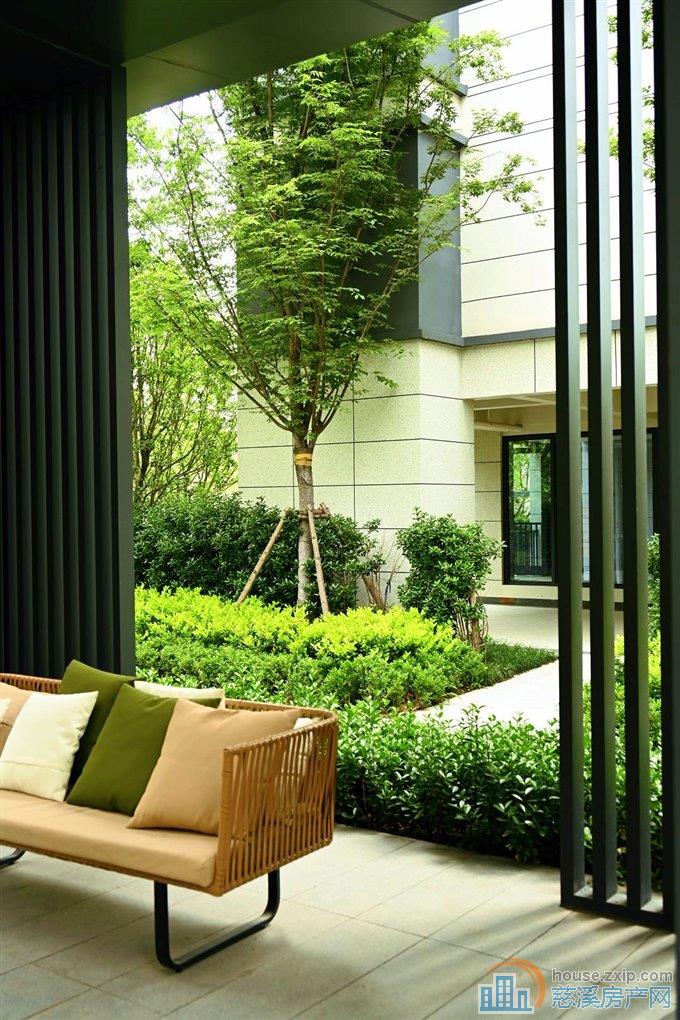 特价捡漏🉐云颂府 四房两卫中间东边套