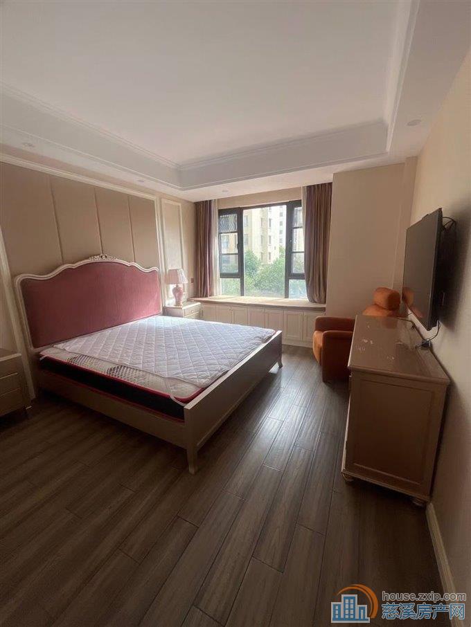 广宇大厦朝南复式2室1厅