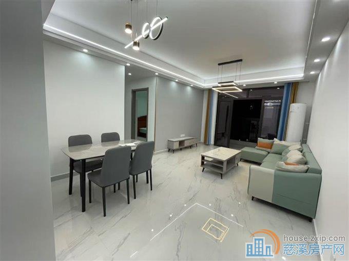 观湖佳苑90平全新精装2室拎包入住