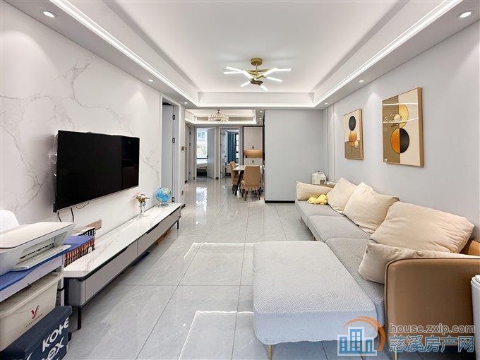 保利银杏小镇88平115万精装修