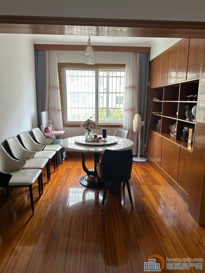 诚心出售彩虹家园150平178万