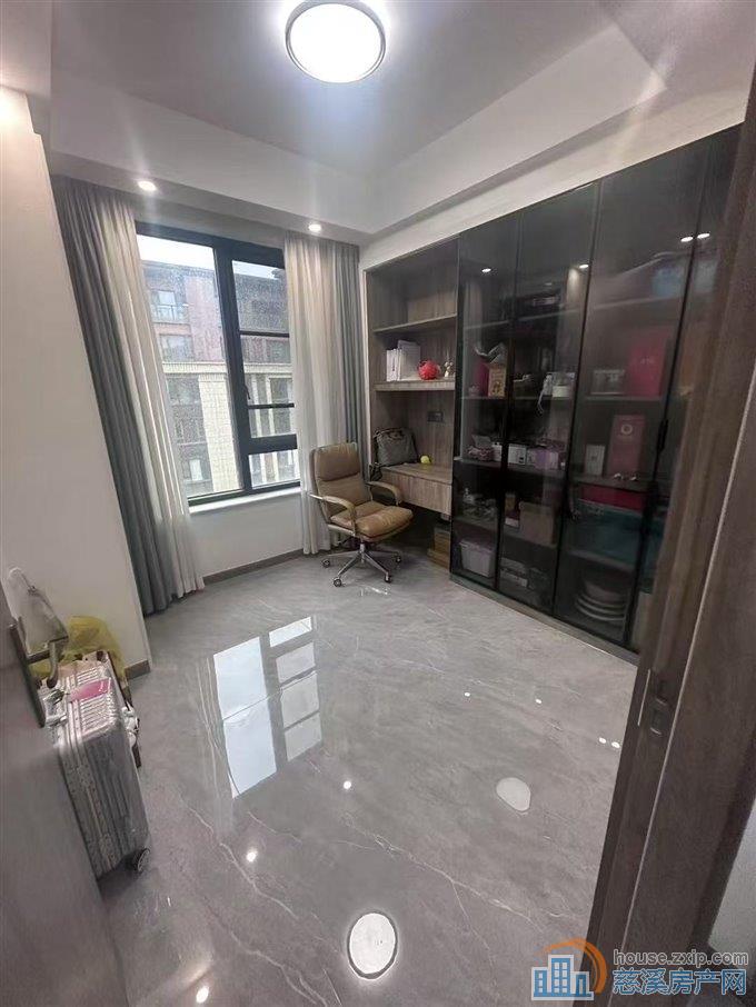 吾悦首府洋房140平+双车位精装直接房源