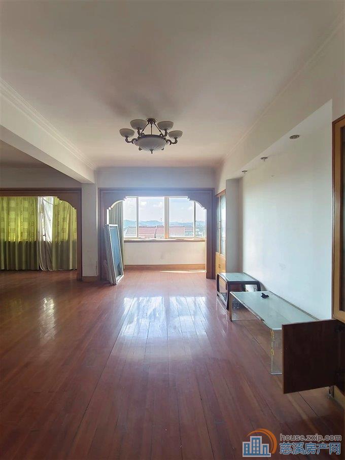 轻纺城一期169平130万性价比高