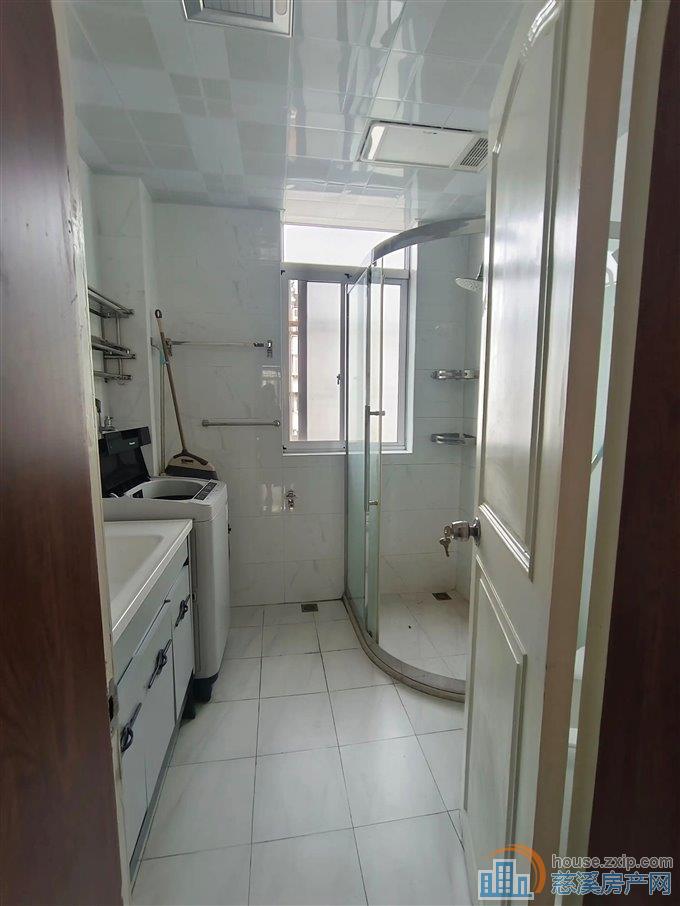 孙塘新村 精装三室 77平方 88万