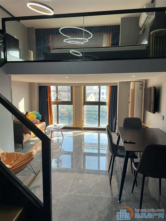 明峰健康城朝南复式56复56全新精装