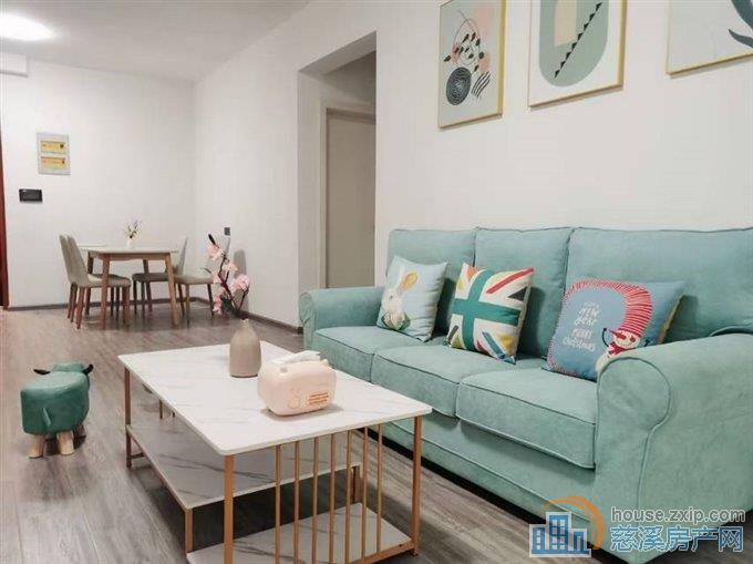 特价吾悦127平简装中间层满2年带车位