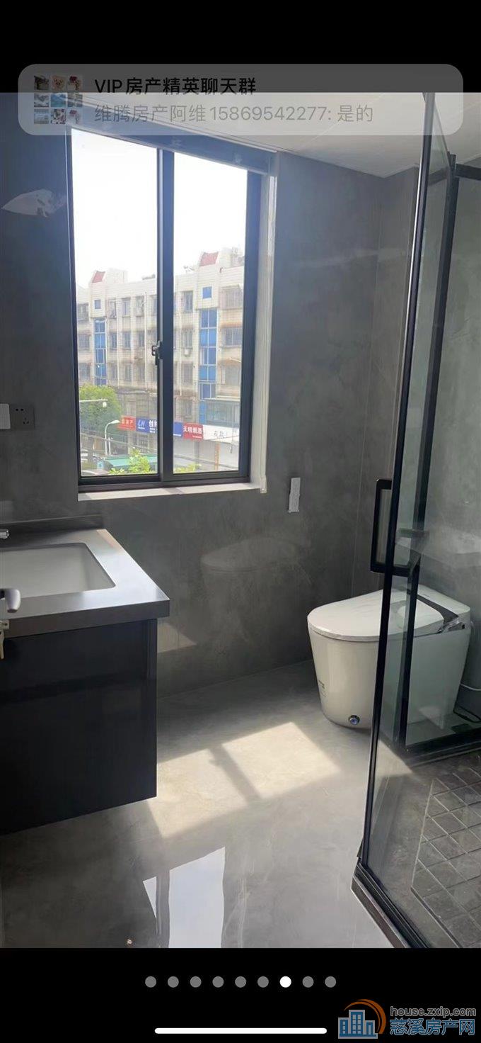 新城中心直地3楼139.8平十储155万