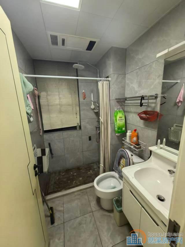 捡漏价明月佳苑90平自住精装96.8万