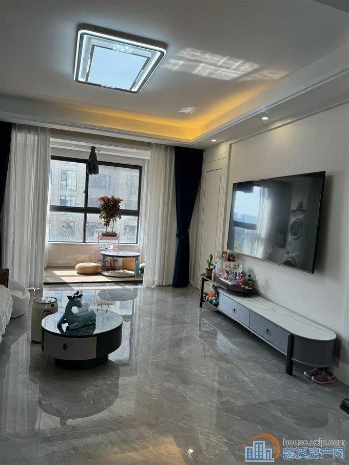 中海湖心半岛127平精装233.8万直接