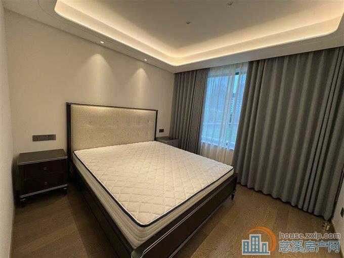 慈澜府 房东自住装修 三室两厅两卫 