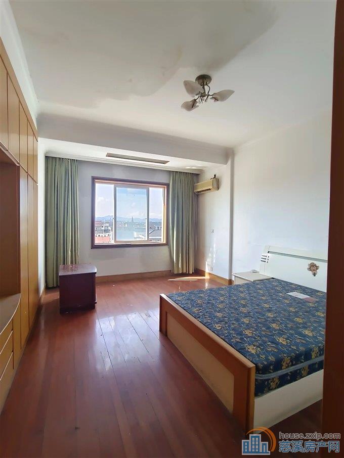 轻纺城一期169平130万性价比高