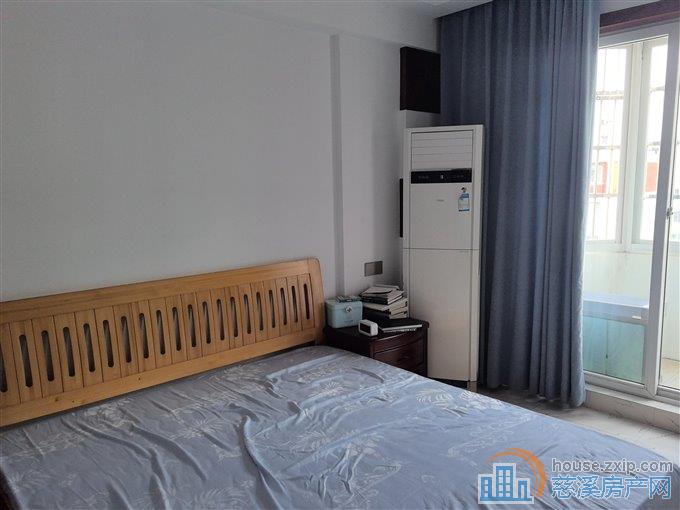 名都公寓 精装保养好 送车库 大露台