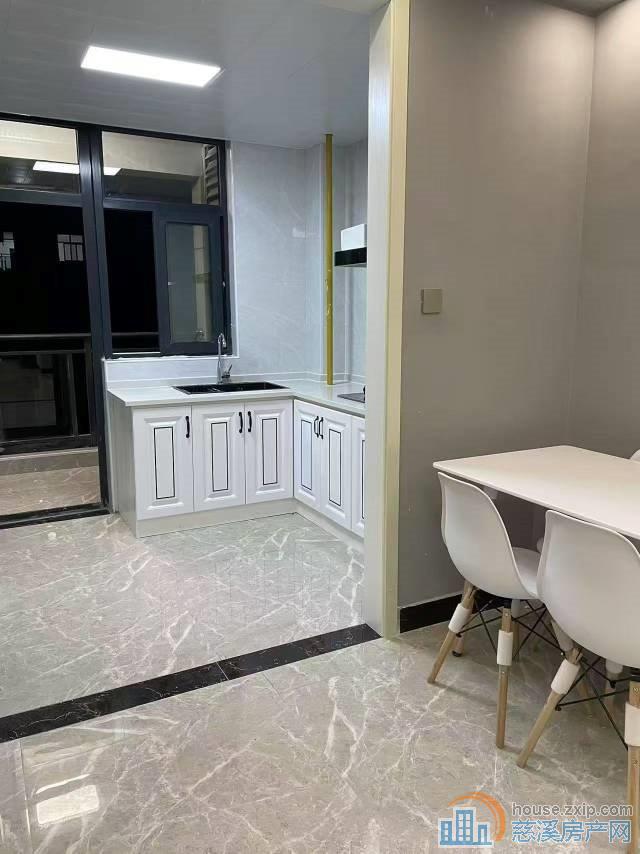 梅林苑94平精装拎包入住带车位储藏室