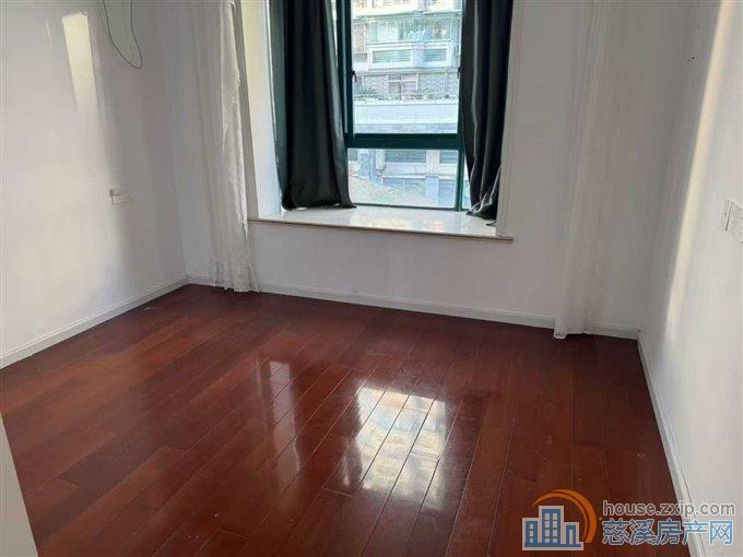 茗雅苑四房两厅两卫精装修直接钥匙在