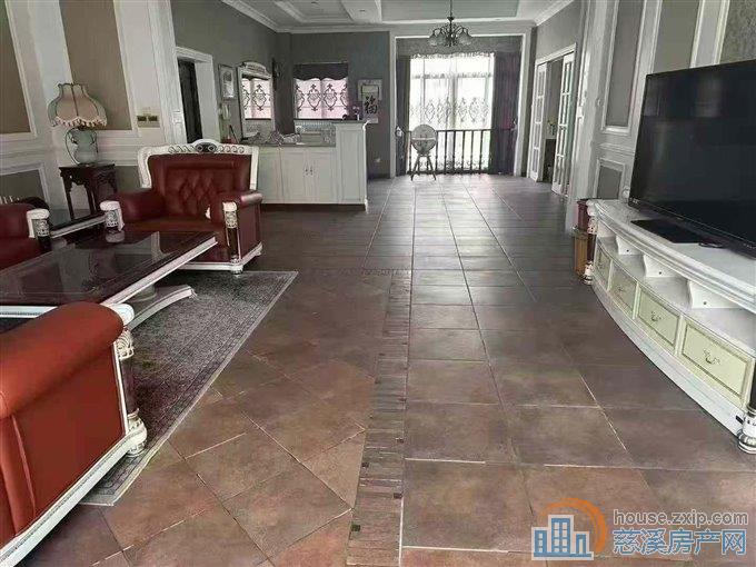 东方明珠上叠豪装带超大车库储藏间