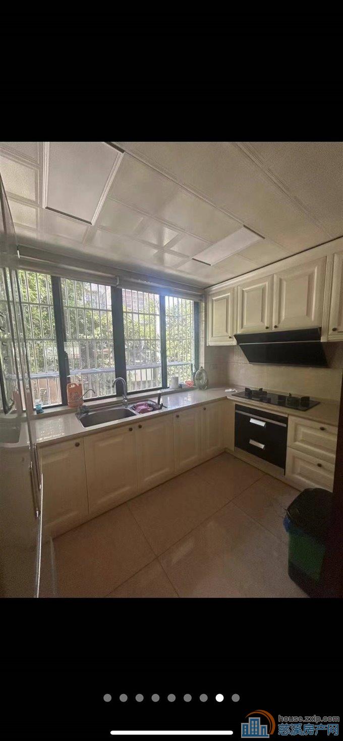 园丁新村 125平 婚装有地暖送车库 