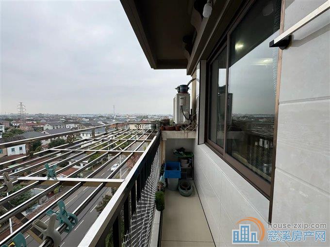 仙潭家园81平98万精装修2居室