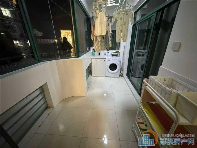 茗雅苑四房两厅两卫精装修直接钥匙在