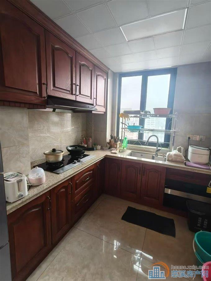 美华银桂苑小区洋房137平168万