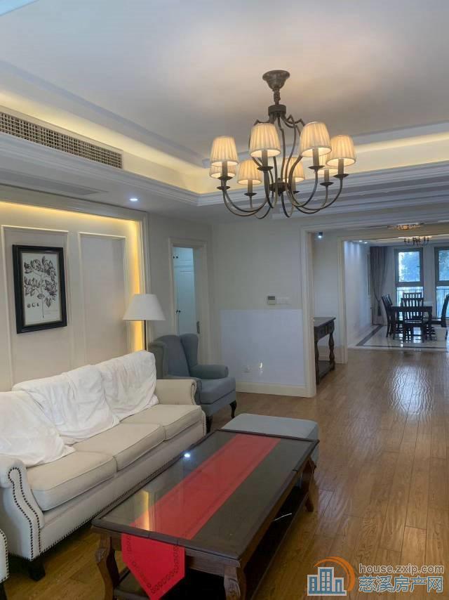 太子湾低楼层豪装160平3室2厅2卫车位