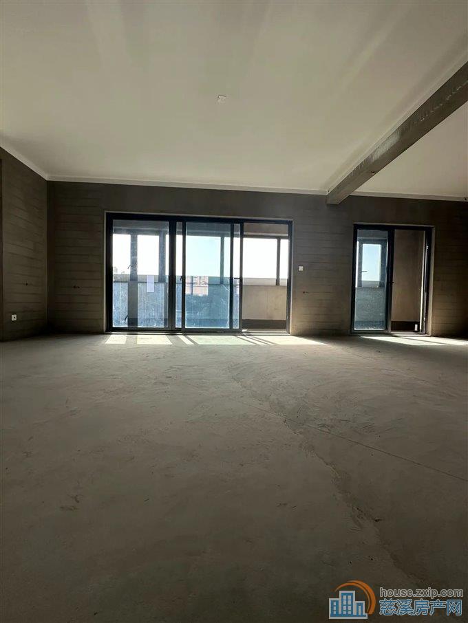 上河檀府143平4室2厅高性价比仅218