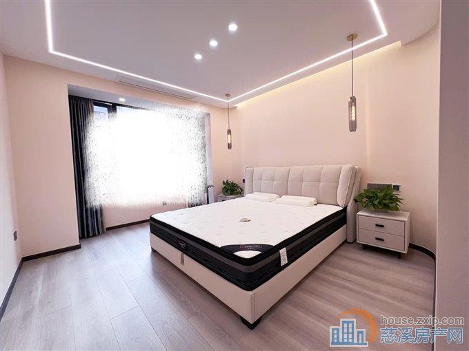 中海湖心半岛花苑 精装 高品质小区