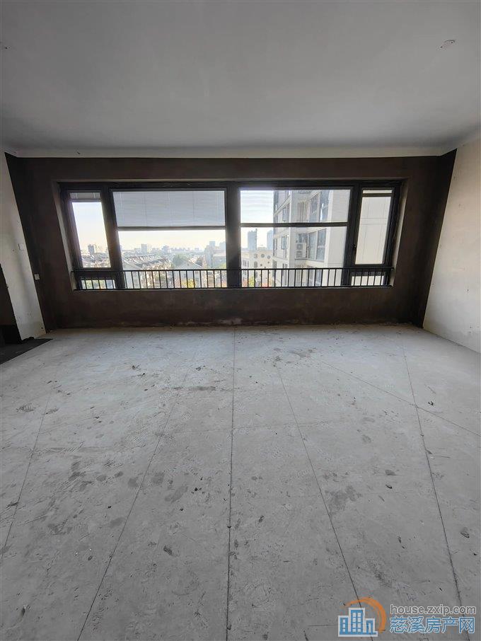 新城河C位 紫阙台141平方238万边套