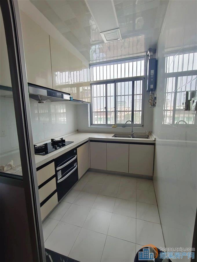 孙塘新村 精装三室 77平方 88万