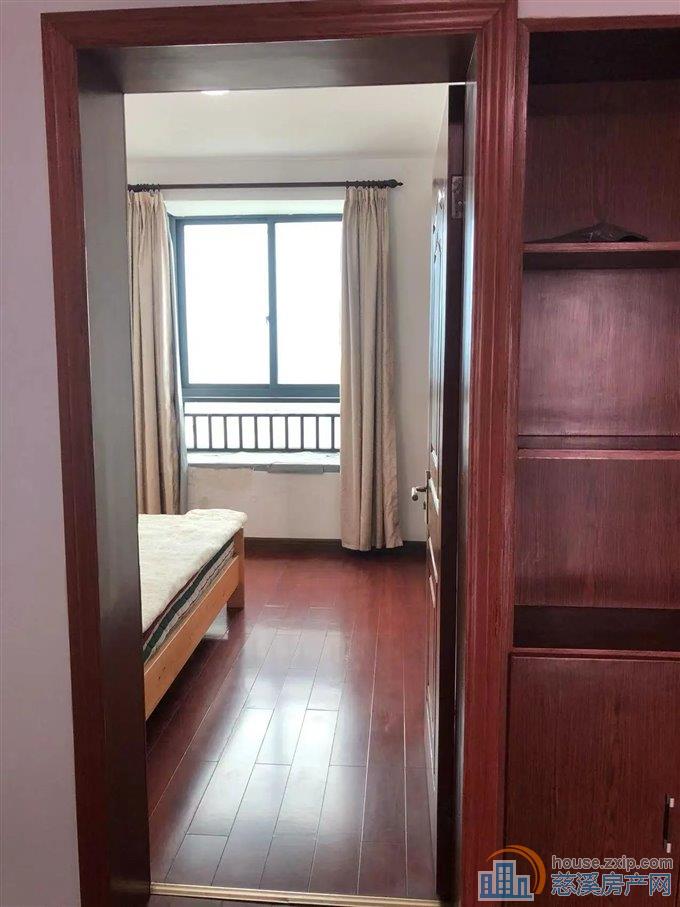 人和书包房精装2室设施齐全可拎包入住