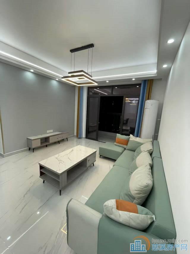 观湖佳苑90平全新精装2室拎包入住