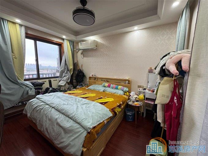 仙潭家园81平98万精装修2居室