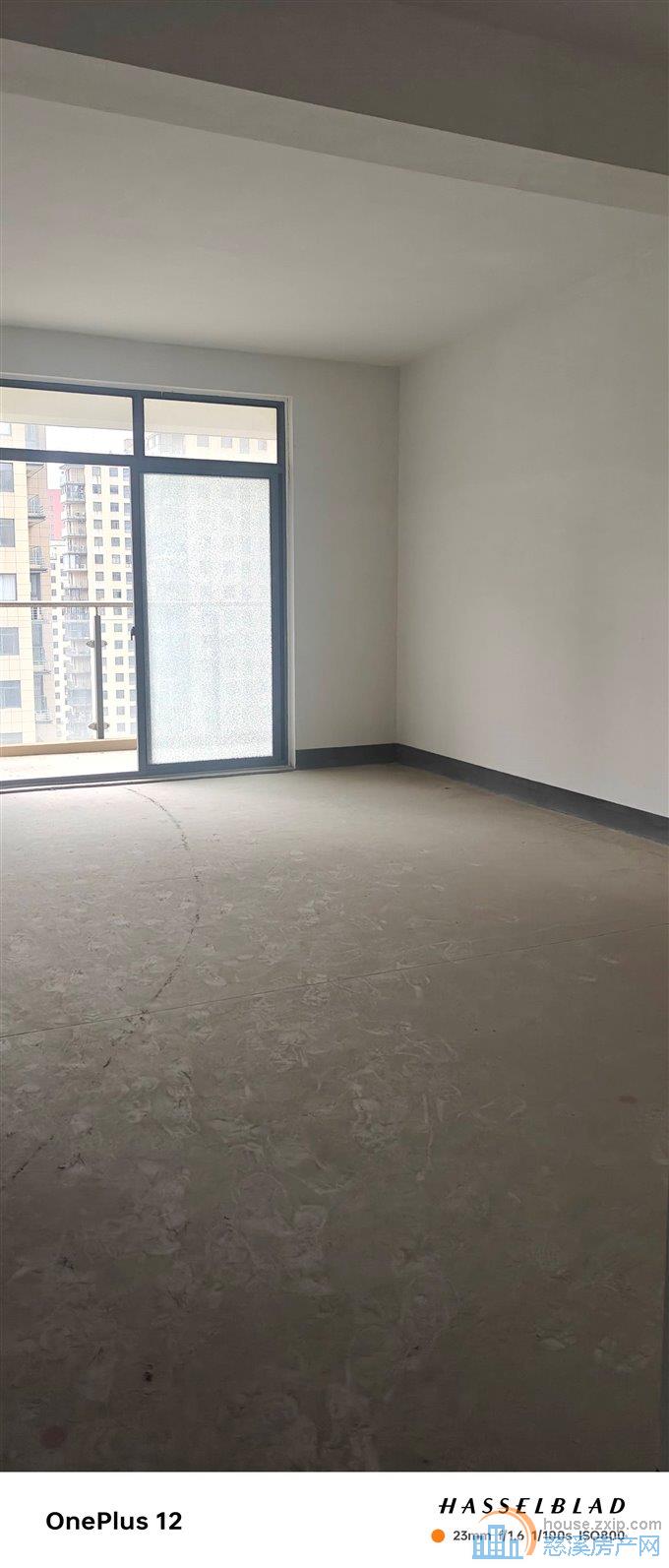 双和家园133平方车位172万直接