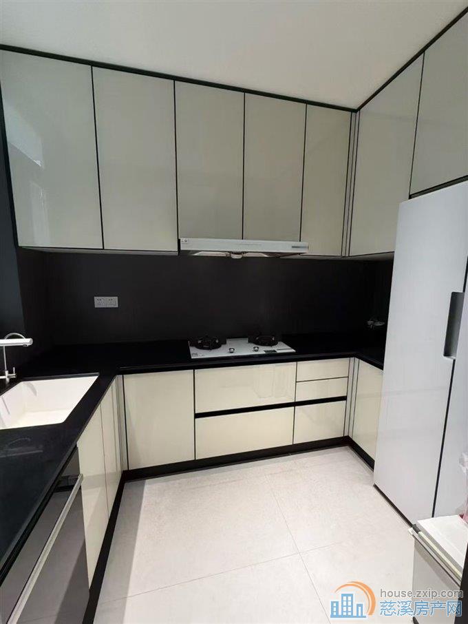 复地二期唯一套挑高设计的联排别墅豪装