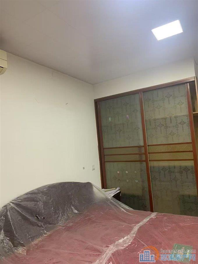 人和家园两室一厅   2000/月