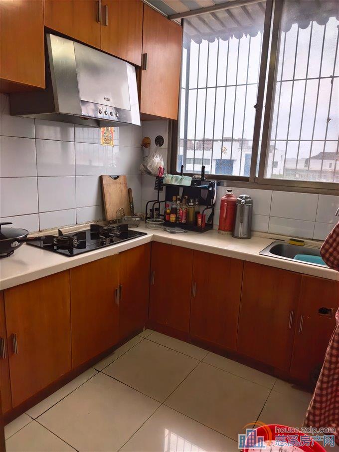 茜苑新村70平106万三小上林书包