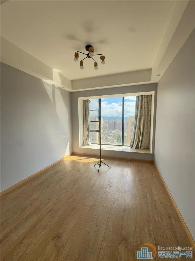 元亨雅园 精装 黄金楼层 新城中学