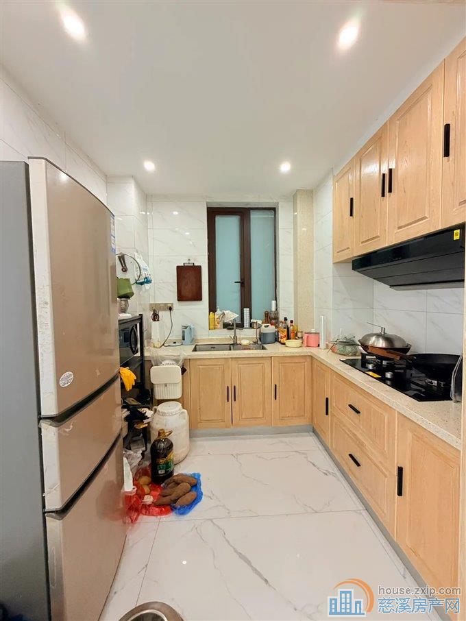 峙山庄园 87平79万精装拎包入住