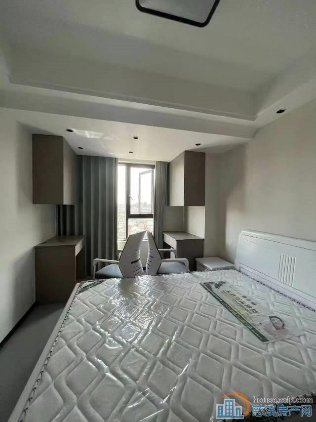 誉林府96方好楼层精装3室两厅两卫可读书