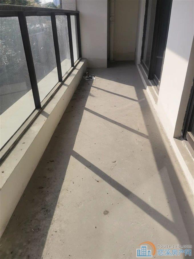 捡漏 泊江府四间朝南稀缺洋房，送产权车位