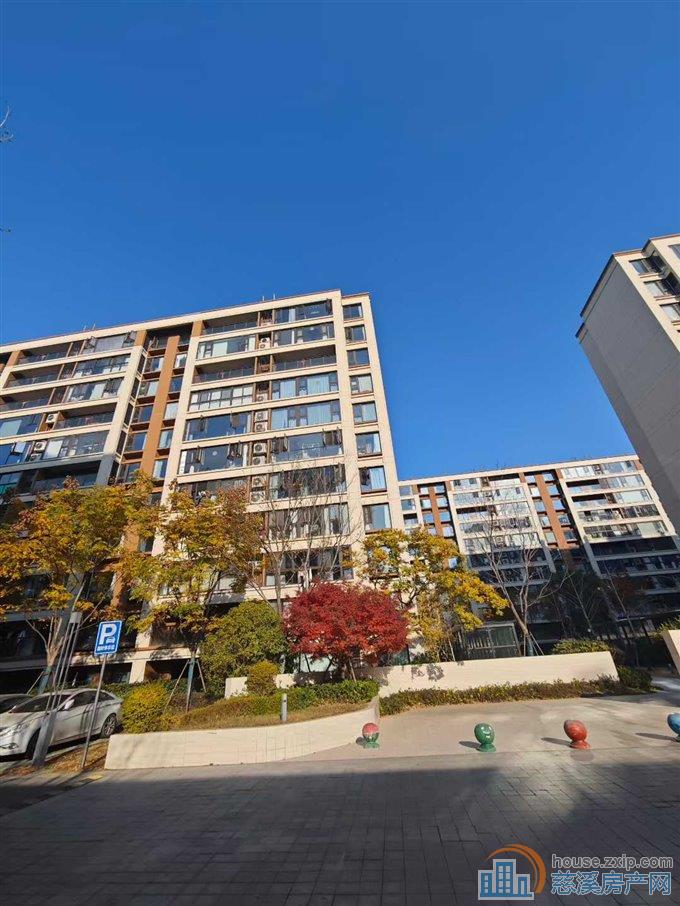 蔚蓝云图直地一楼带大花园独家委托钥匙在