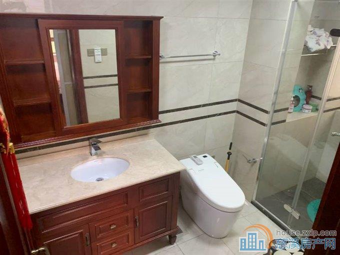 杭湾名苑电梯洋房中叠258平368万