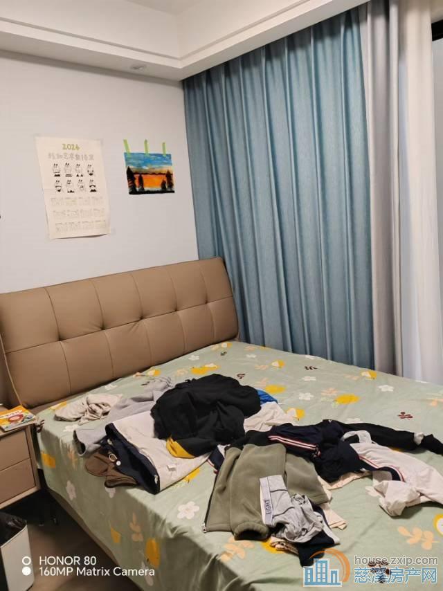 中海湖心半岛101平中间层精195.8万