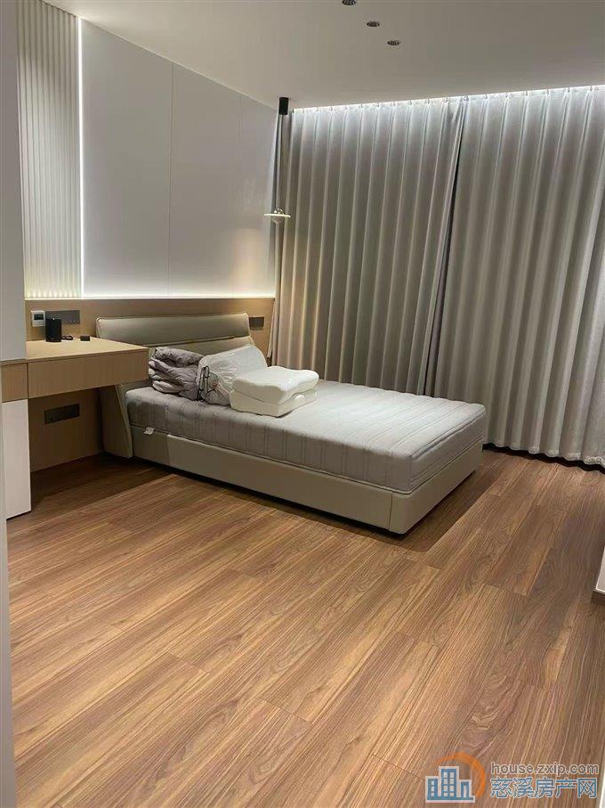 宗汉天铂佳苑豪装143平方168万直接