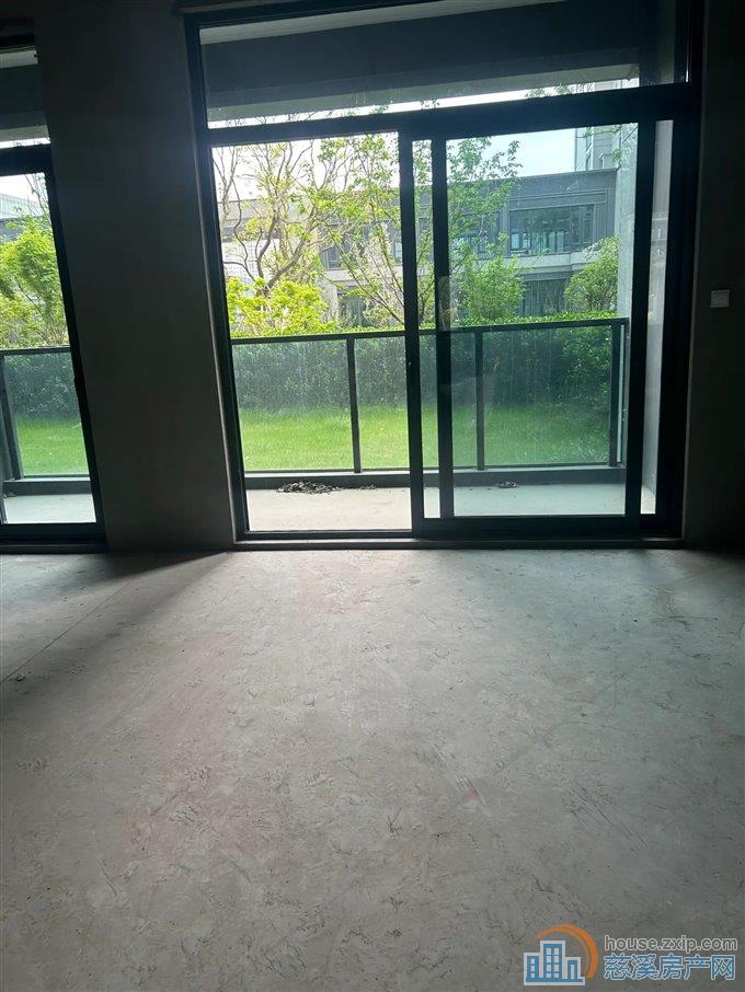 中交玉宸园 毛坯131平方145万低总价