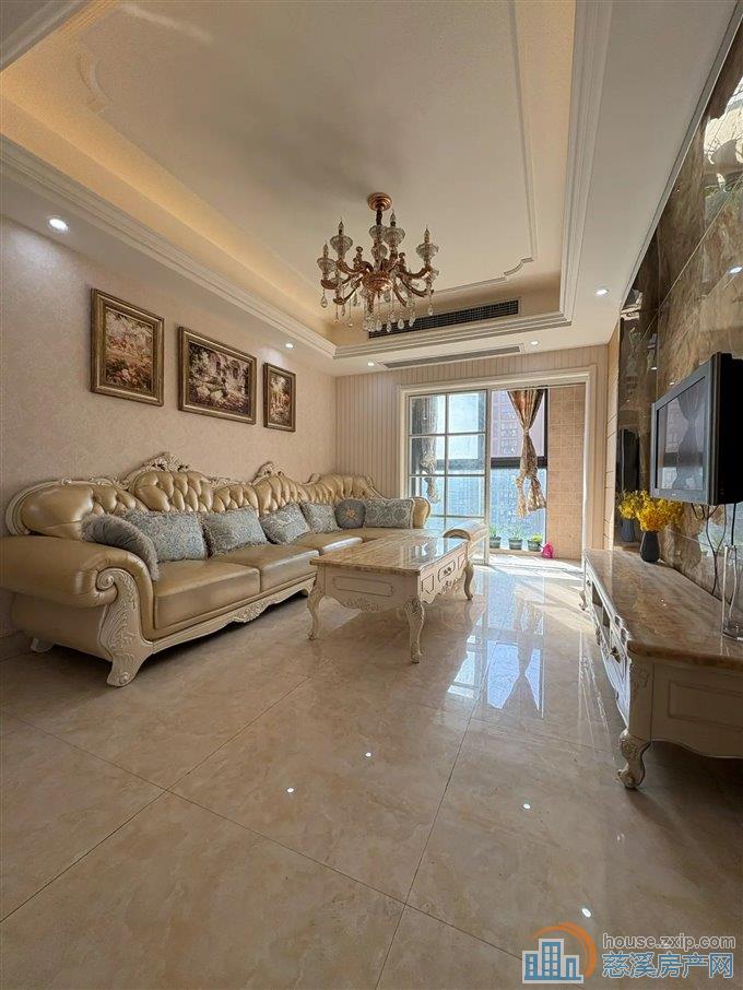 界牌新村138平150万送车位精装修