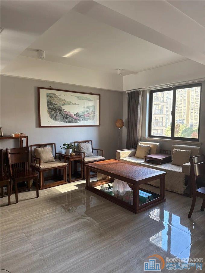 白金湾 精装拎包入住144平145万